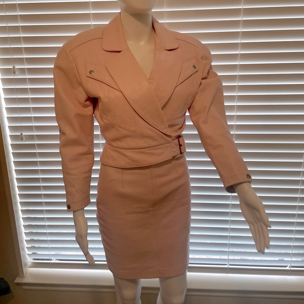 Michael Hoban North Beach Leather Set
